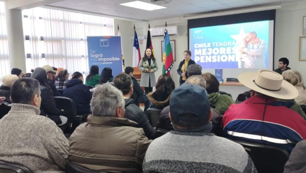 /seremi-expone-reforma-de-pensiones-a-personas-mayores-de-contulmo