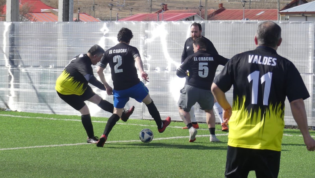 /inauguran-mejoramiento-de-cancha-de-pasto-sintetico-para-la-villa-cerro