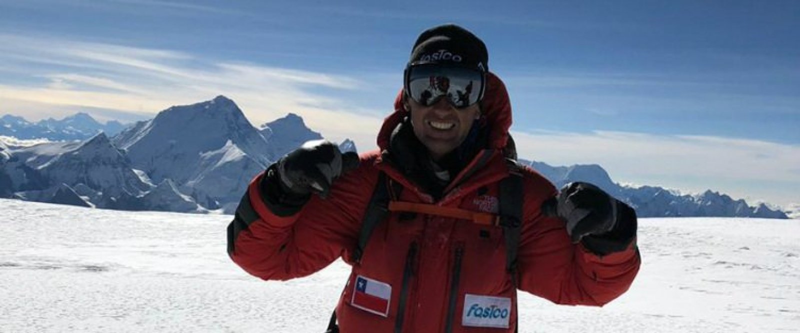 Alpinista chileno realizó el primer ascenso de una montaña de más de 6 mil metros de altura en Nepal