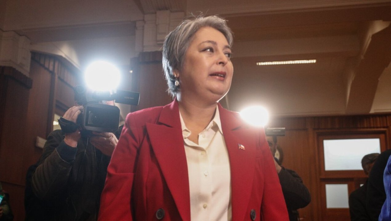 /actualidad/no-tenia-idea-jara-se-desliga-de-deuda-del-pc-y-responde-a-kast