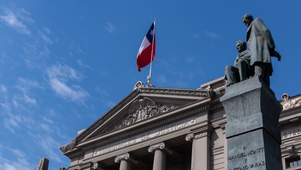 /actualidad/judicial/corte-suprema-remueve-a-11-jueces-por-irse-de-vacaciones-con-licencia