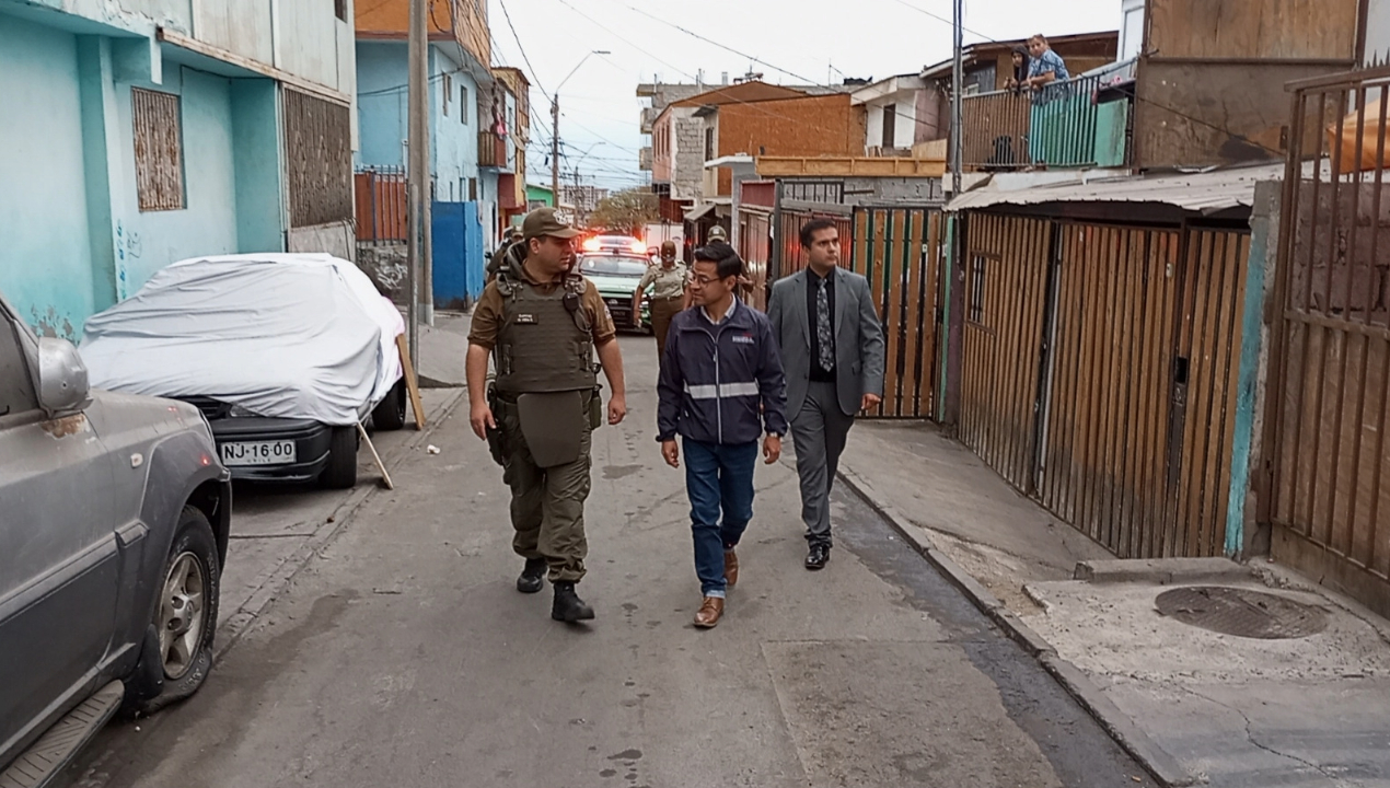 /dos-detenidos-y-mas-de-90-controles-en-ronda-focalizada-en-poblacion-cerro